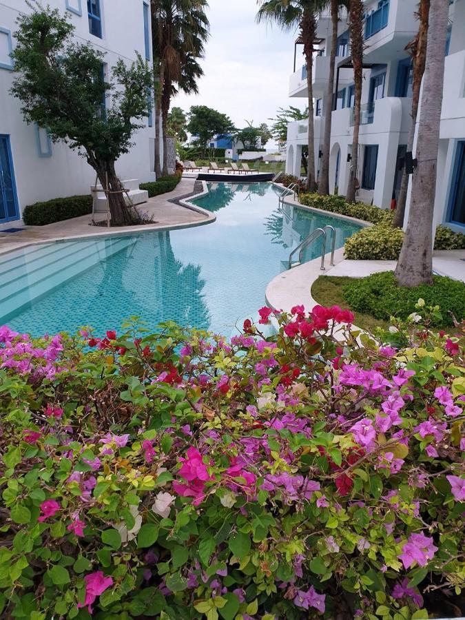 The Crest Santora Hua Hin Apartment Exterior foto
